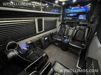 2017 Midwest Automotive Designs Mercedes-Benz 3500 Business Class Sprinter - Sprinter for Sale in Richmond, VA - Photo 30