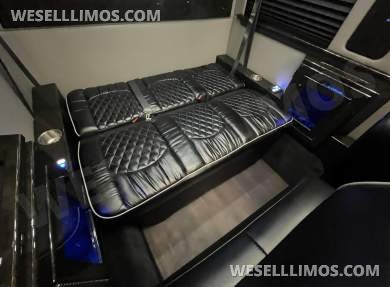 2017 Midwest Automotive Designs Mercedes-Benz 3500 Business Class Sprinter - Sprinter for Sale in Richmond, VA - Photo 40