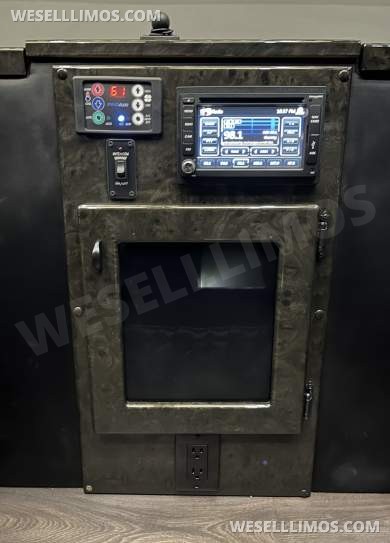 2017 Midwest Automotive Designs Mercedes-Benz 3500 Business Class Sprinter - Sprinter for Sale in Richmond, VA - Photo 54