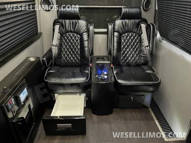 2017 Midwest Automotive Designs Mercedes-Benz 3500 Business Class Sprinter - Sprinter for Sale in Richmond, VA - Photo 51