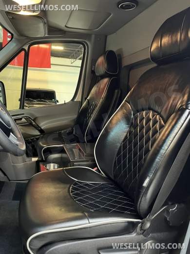 2017 Midwest Automotive Designs Mercedes-Benz 3500 Business Class Sprinter - Sprinter for Sale in Richmond, VA - Photo 68