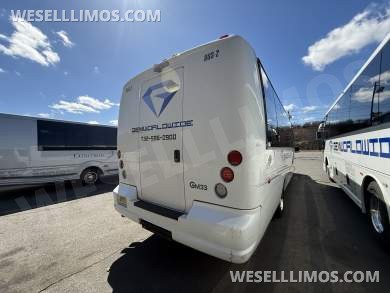 2018 Grech Ford Ford F550 Grech Executive Minibus - 27 PAX Shuttle Bus (2 Units Avail.) - Shuttle Bus for Sale in Woodbridge, NJ - Photo 3