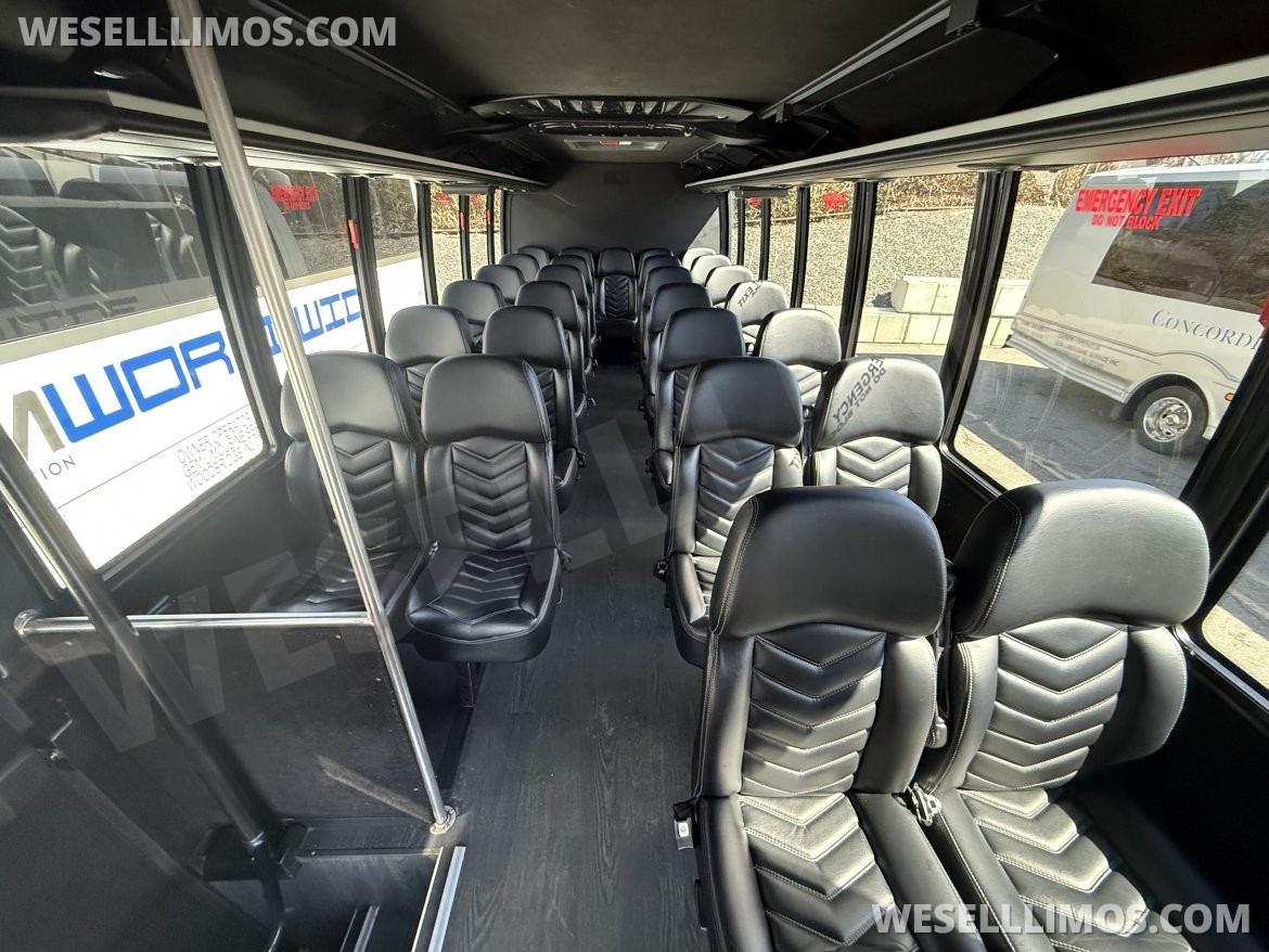 Shuttle Bus for Sale in Woodbridge, NJ - Photo 4