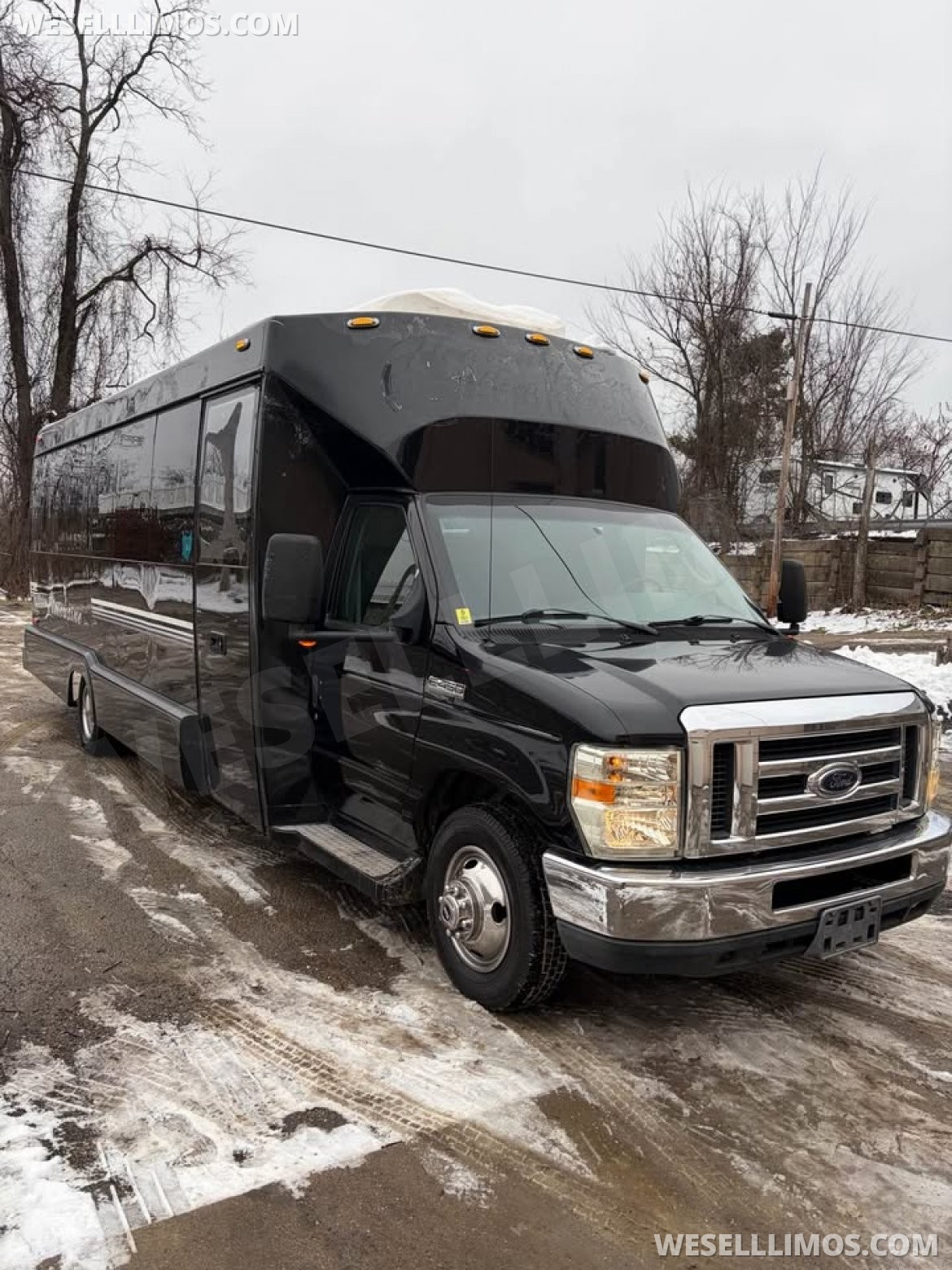 Limo Bus for Sale in Steubenville, OH - Photo 7