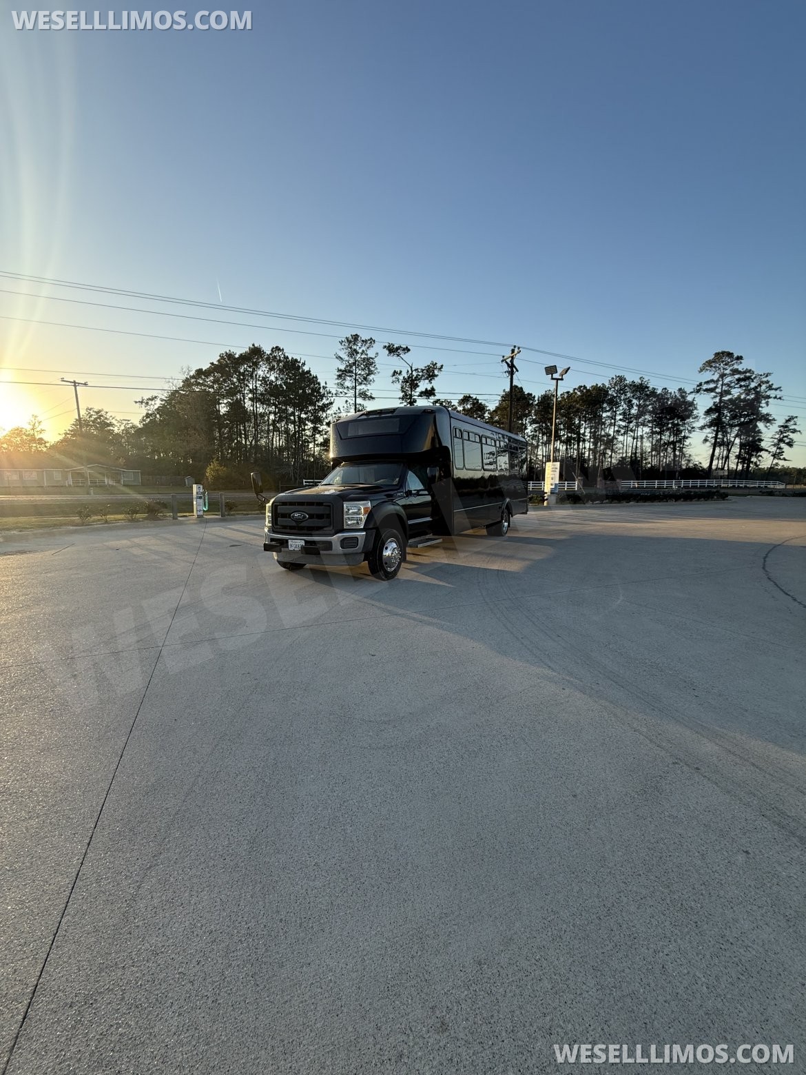 Limo Bus for Sale in houston, TX - Main Photo