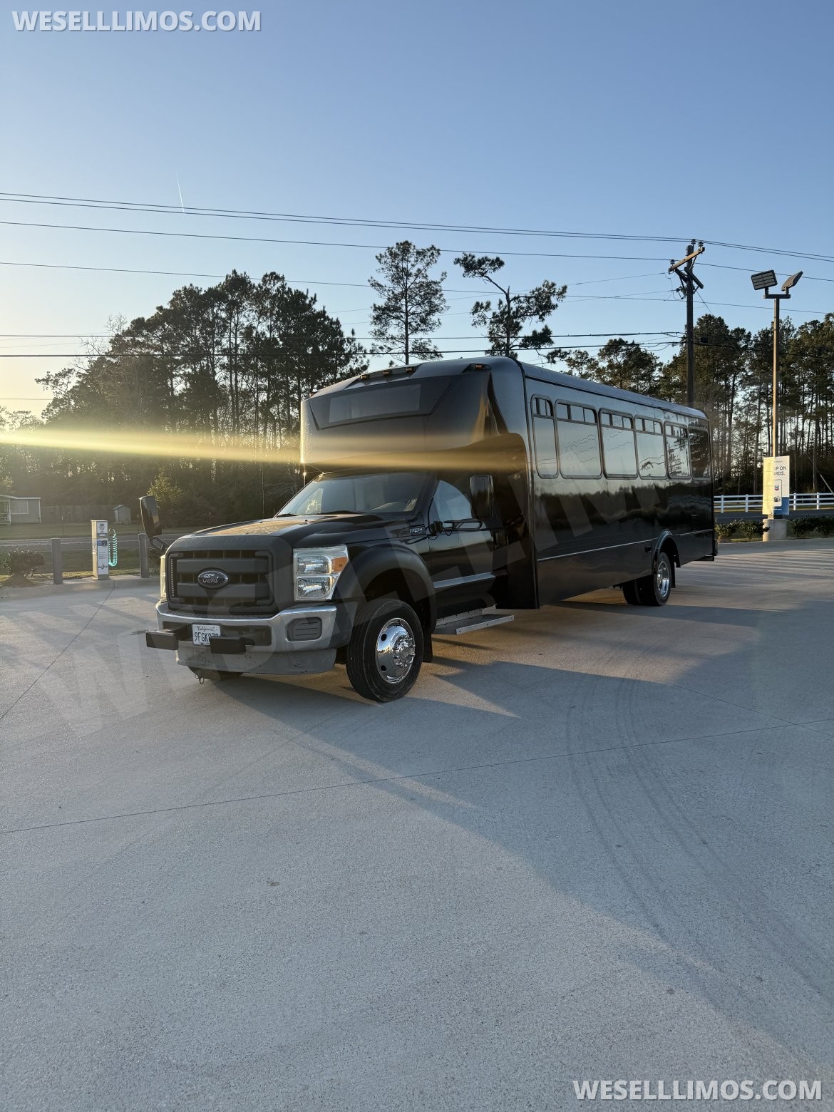 Limo Bus for Sale in houston, TX - Photo 5