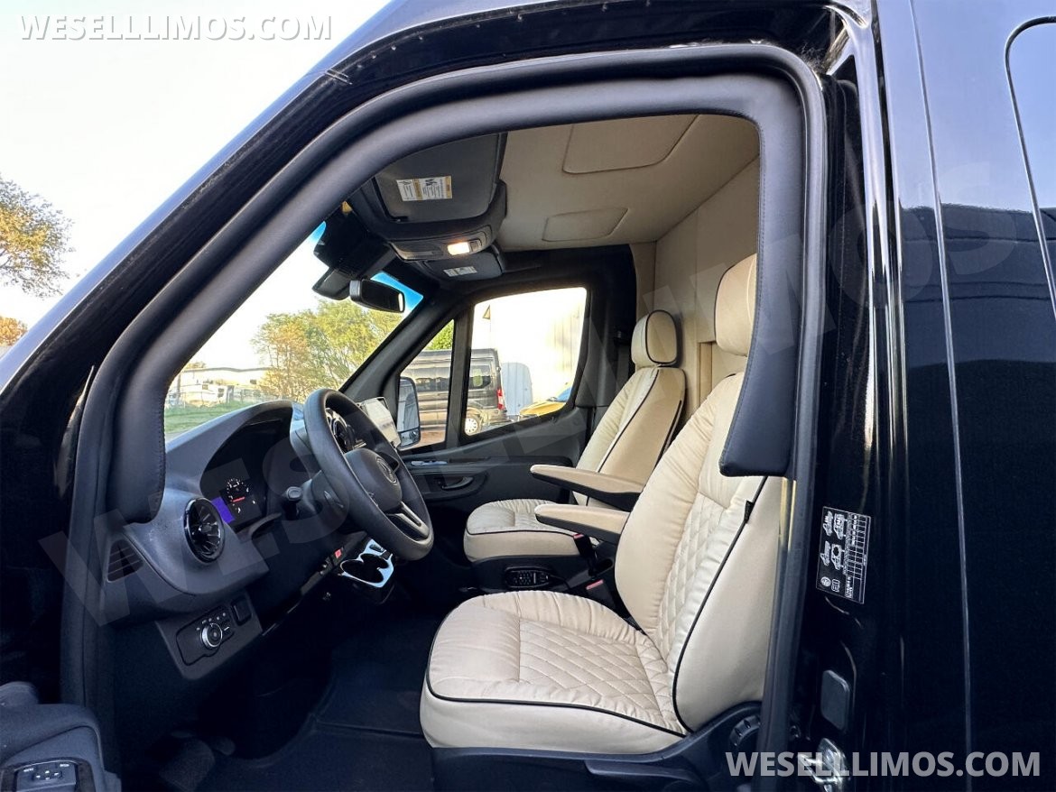 Sprinter for Sale in Elkhart, IN - Photo 5