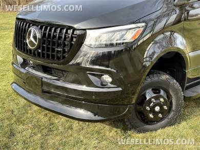 2024 AMG Trim AWD Touring Coach Auto Elite Mercedes-Benz Sprinter - Sprinter for Sale in Elkhart, IN - Photo 40