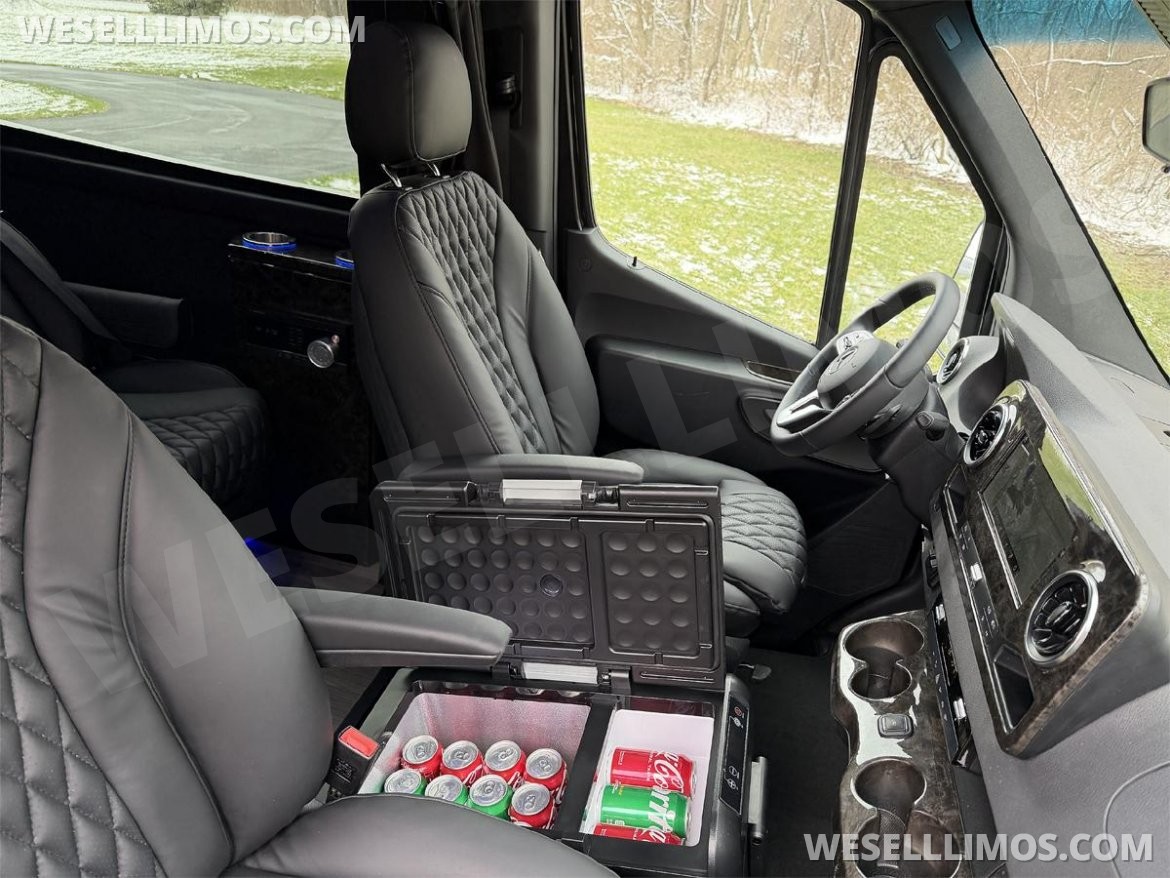 Sprinter for Sale in Elkhart, IN - Photo 8