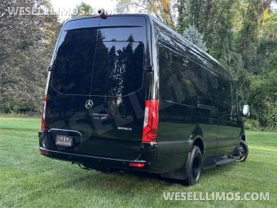 2024 AMG Trim Dreamliner Limited Edition 12 Passenger Auto Elite Mercedes-Benz Sprinter - Sprinter for Sale in Elkhart, IN - Photo 12
