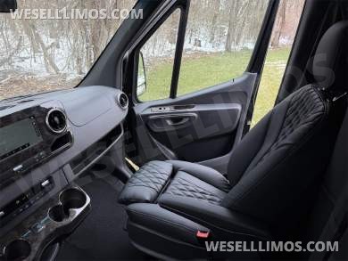 2024 AMG Trim Dreamliner Limited Edition 12 Passenger Auto Elite Mercedes-Benz Sprinter - Sprinter for Sale in Elkhart, IN - Photo 30