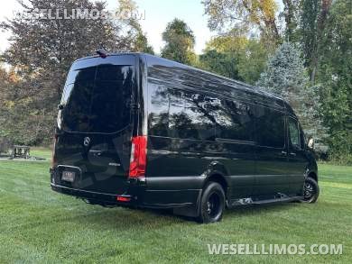 2024 AMG Trim Dreamliner Limited Edition 12 Passenger Auto Elite Mercedes-Benz Sprinter - Sprinter for Sale in Elkhart, IN - Photo 35