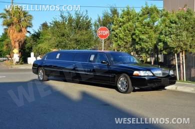 2008 Lincoln Town Car Limousine for Sale in PALM DESERT, CA
