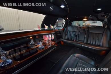 2008 Krystal Lincoln Town car Limousine - Limousine for Sale in PALM DESERT, CA - Photo 7