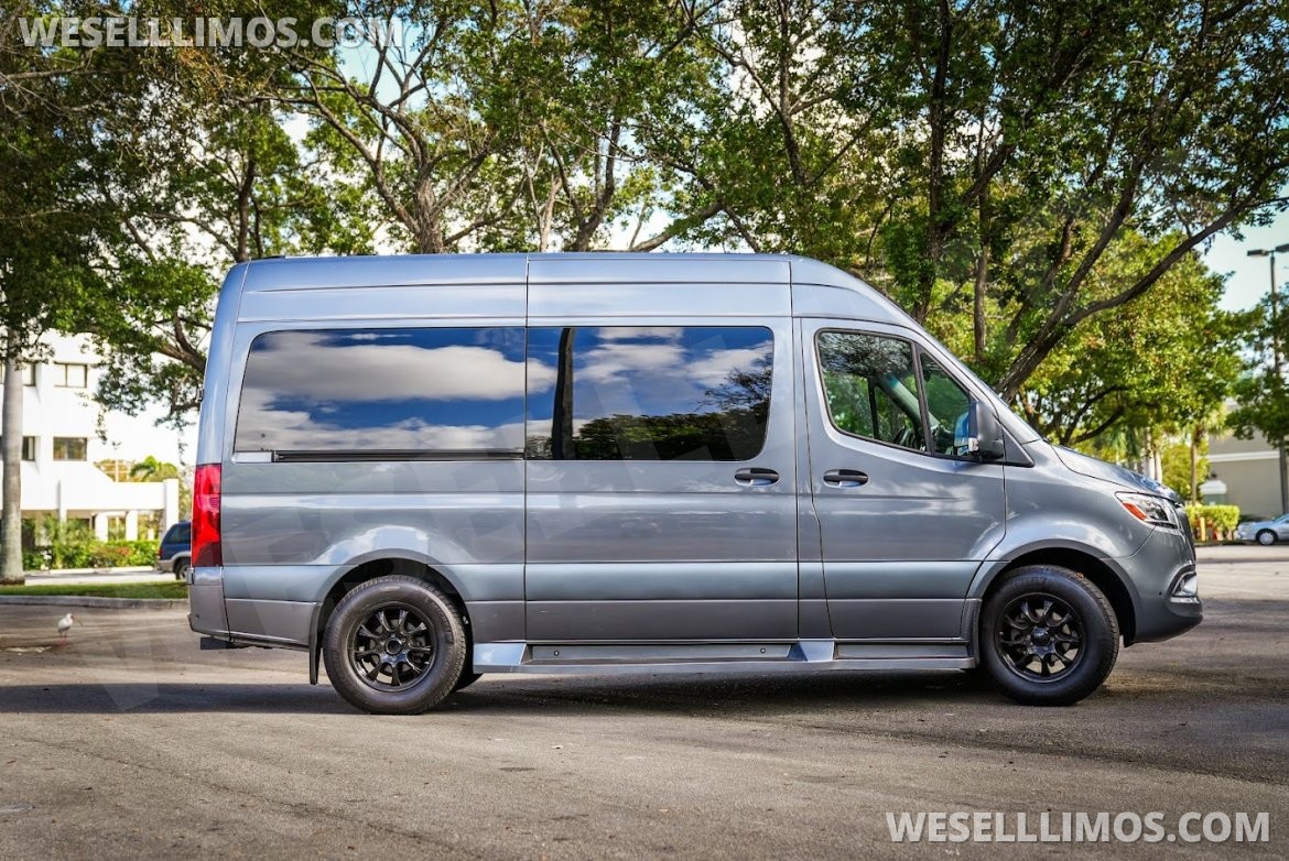 Sprinter for Sale in Pompano Beach, FL - Photo 5