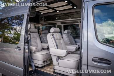 2022 Midwest Automotive Designs Mercedes-Benz 144" WB | 9-Passenger Luxury Conversion Sprinter - Sprinter for Sale in Pompano Beach, FL - Photo 10