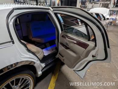 2003 Lincoln towncar rolls royce kit car - Limousine for Sale in Hazel park, MI - Photo 15