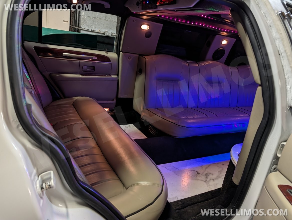 Limousine for Sale in Hazel park, MI - Photo 17