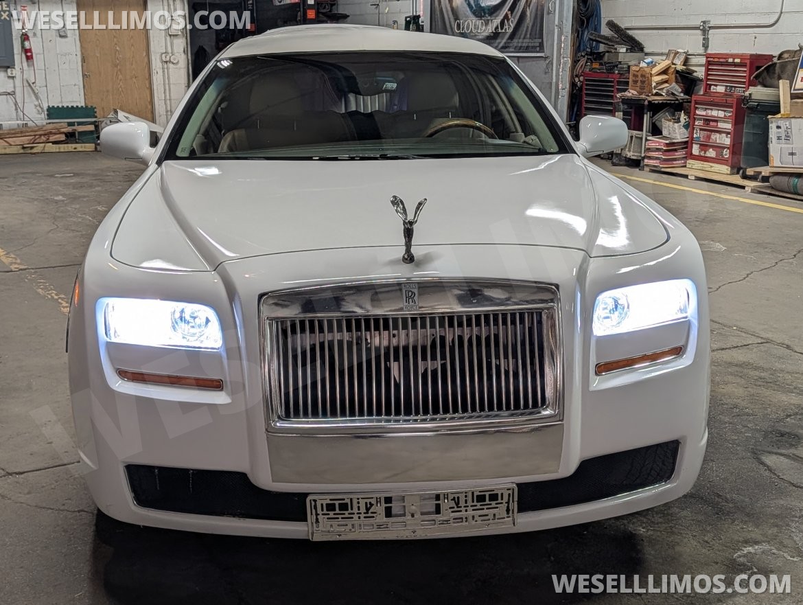 Limousine for Sale in Hazel park, MI - Photo 3