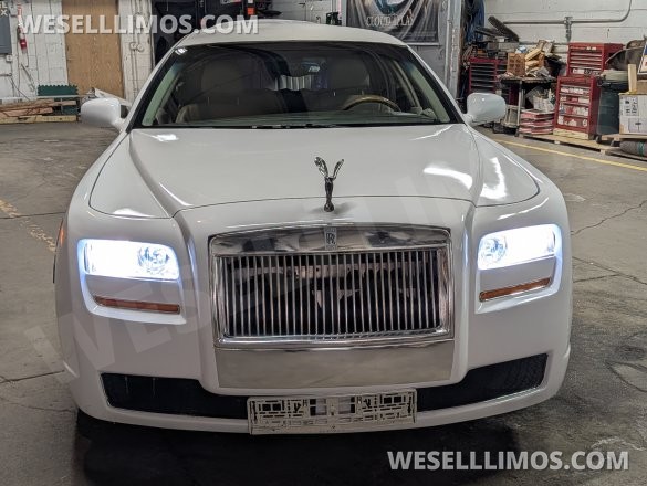 2003 Lincoln Towncar Limousine for Sale in Hazel park, MI - Photo 3