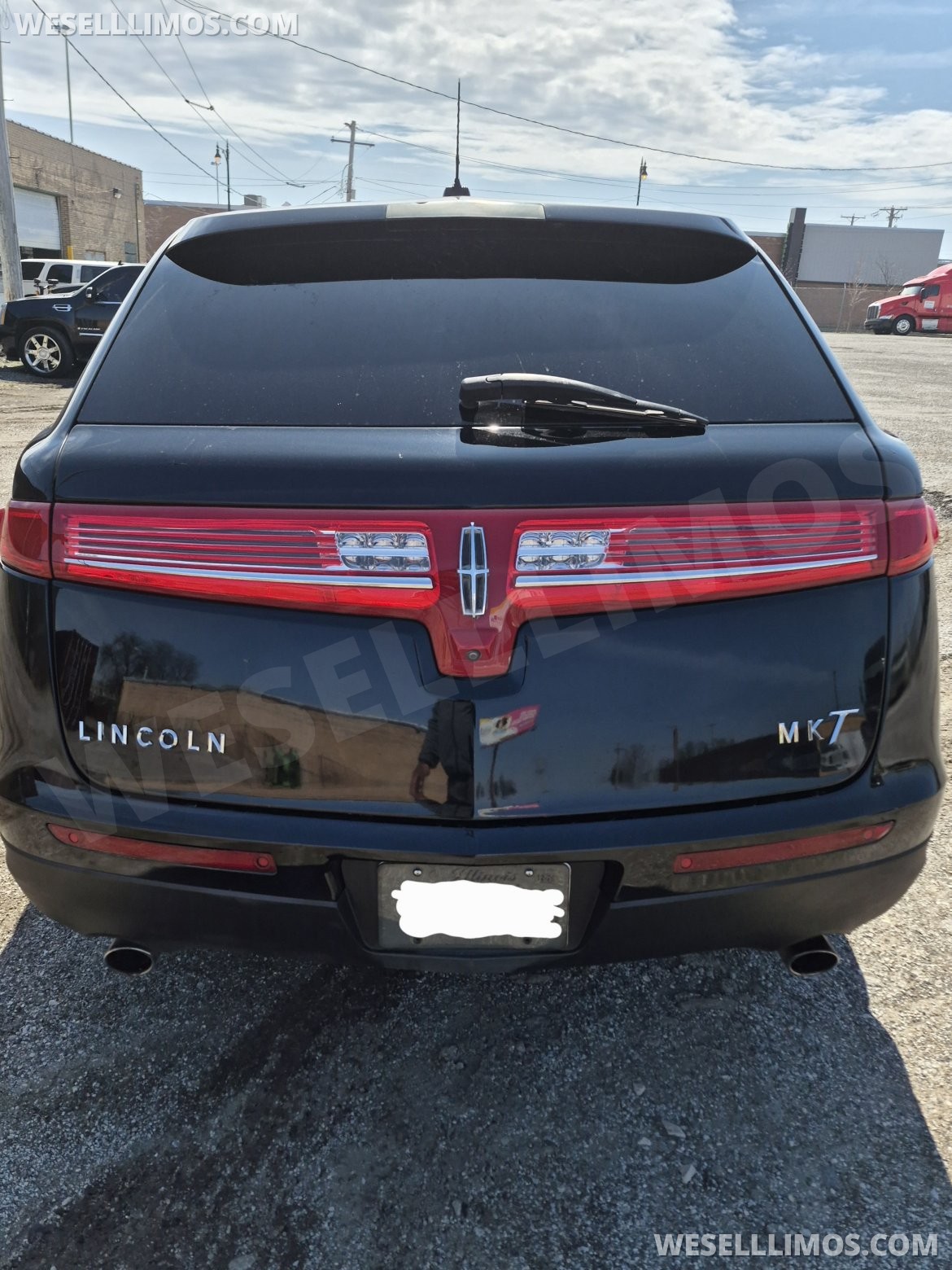 Limousine for Sale in Chicago, IL - Photo 4
