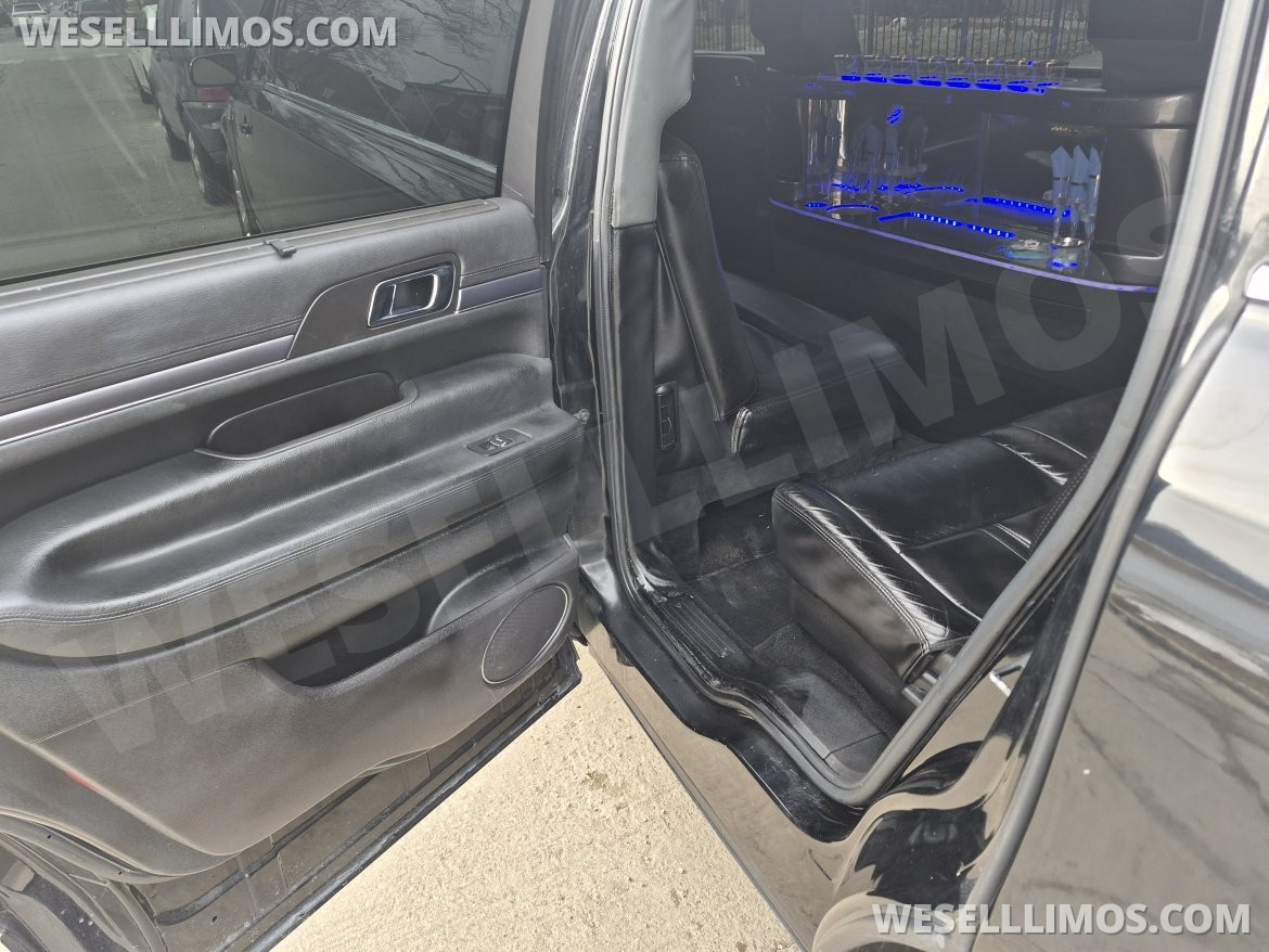 Limousine for Sale in Chicago, IL - Photo 14