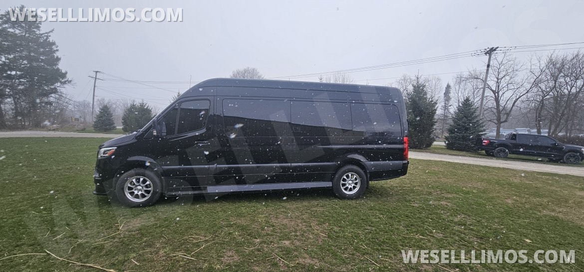 Sprinter for Sale in Spencerville, IN - Main Photo