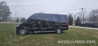 2022 Mercedes-Benz Sprinter High Roof Sprinter for Sale in Spencerville, IN