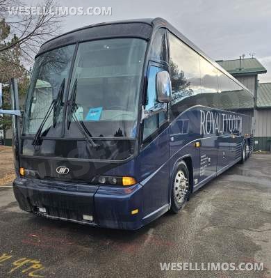 2011 MCI E4500 Motorcoach for Sale in Ft. Collins, CO