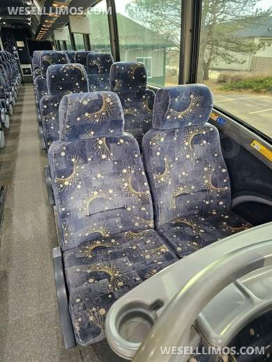 2011 MCI MCI E4500 Motorcoach - Motorcoach for Sale in Ft. Collins, CO - Photo 11