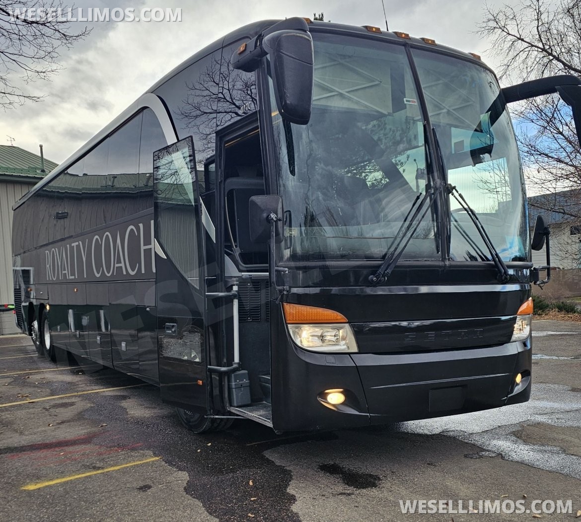 Motorcoach for Sale in Ft. Collins, CO - Main Photo