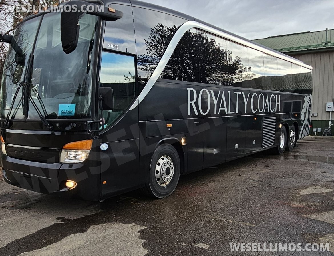 Motorcoach for Sale in Ft. Collins, CO - Photo 3