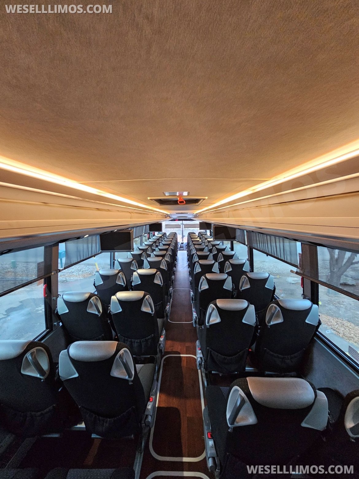 Motorcoach for Sale in Ft. Collins, CO - Photo 17