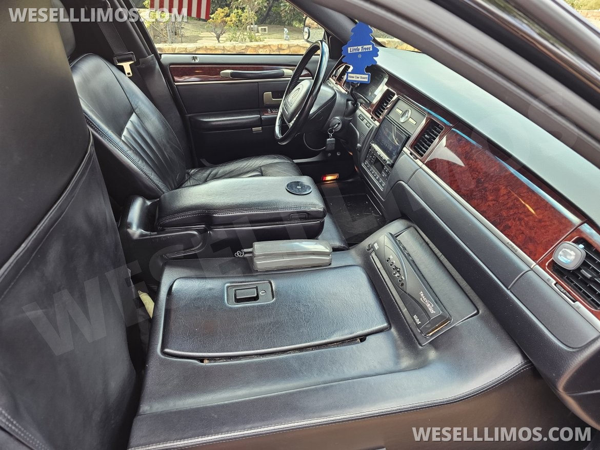 Limousine for Sale in Murrieta, CA - Photo 5