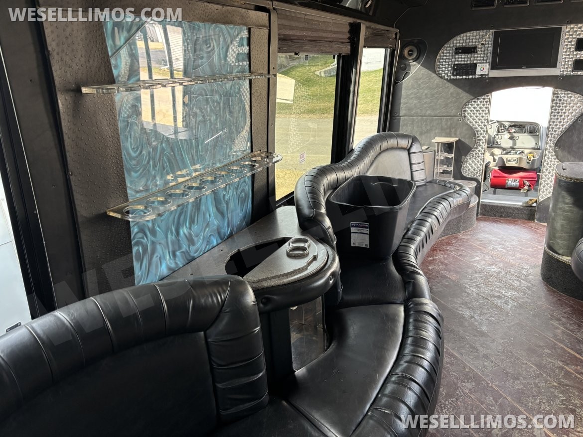 Limo Bus for Sale in Kieler, WI - Photo 12