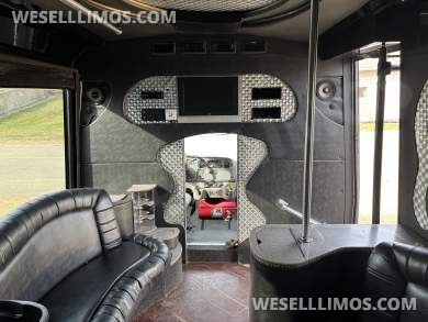 2008 Freightliner Party Bus Limo Bus - Limo Bus for Sale in Kieler, WI - Photo 14