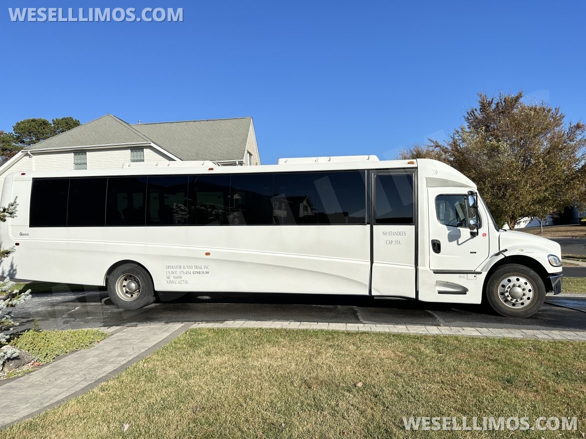 Shuttle Bus for Sale in Monroe, NJ - Photo 2