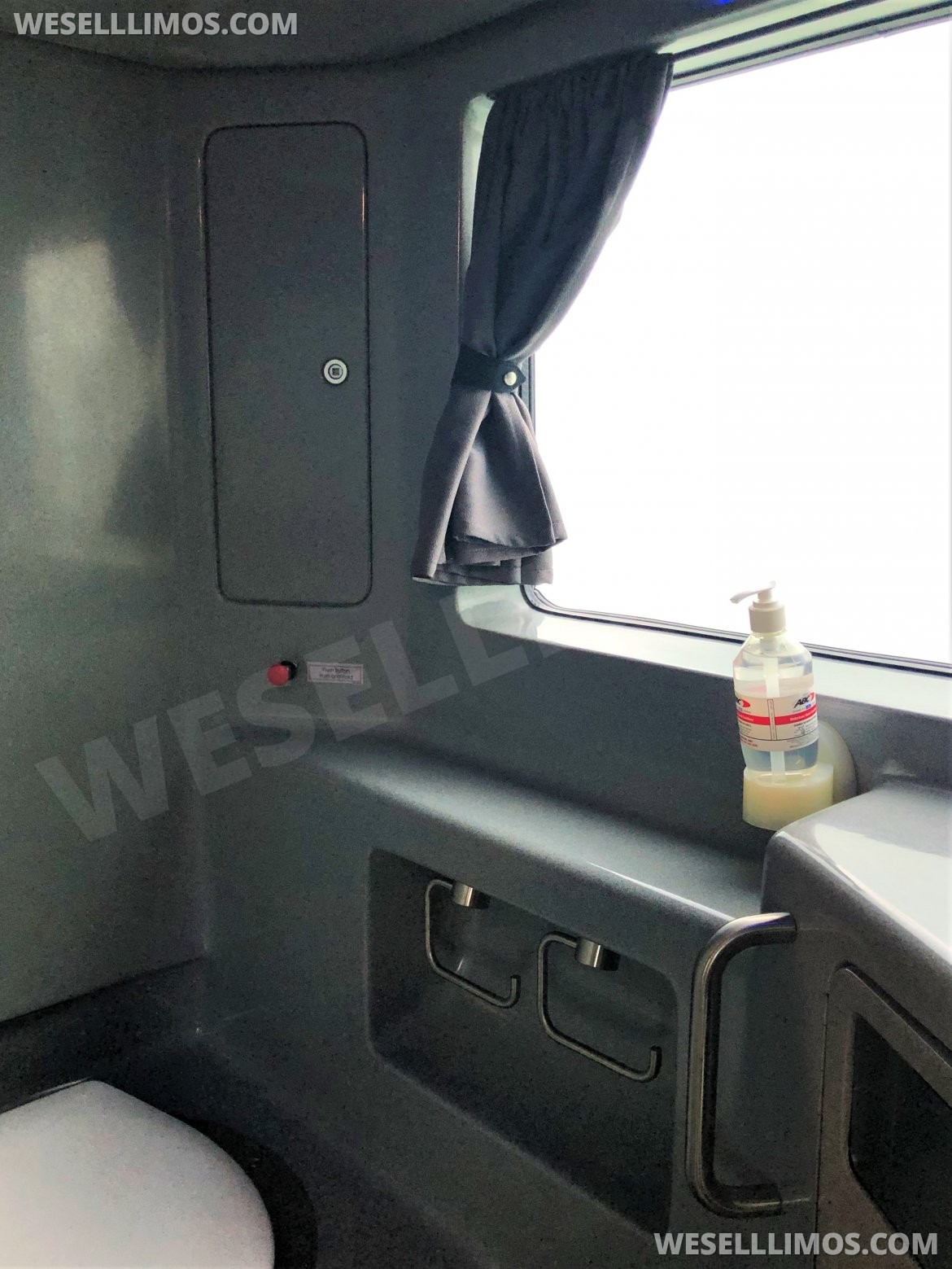 Motorcoach for Sale in Monroe, NJ - Photo 7