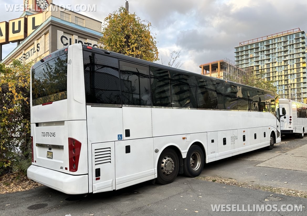 Motorcoach for Sale in Monroe, NJ - Photo 8