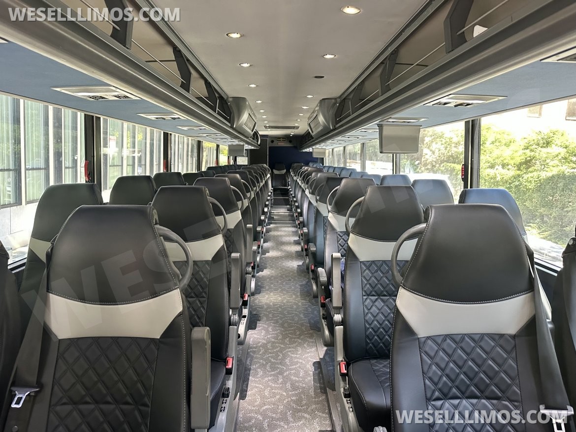 Motorcoach for Sale in MONROE TOWNSHIP, NJ - Main Photo