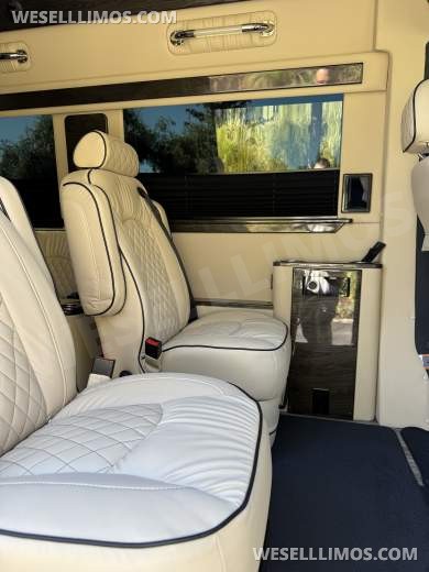2023 Midwest Design Mercedes-Benz 2500 Sprinter - Sprinter for Sale in San Jose, CA - Photo 9