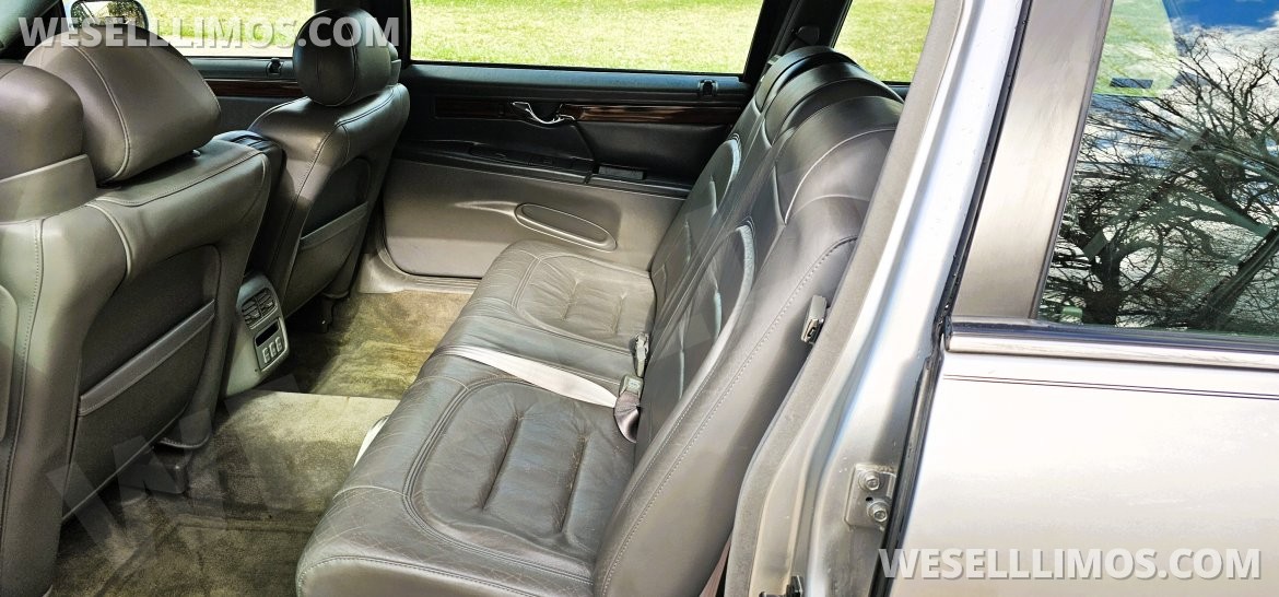 Limousine for Sale in Lewistown, MT - Photo 2