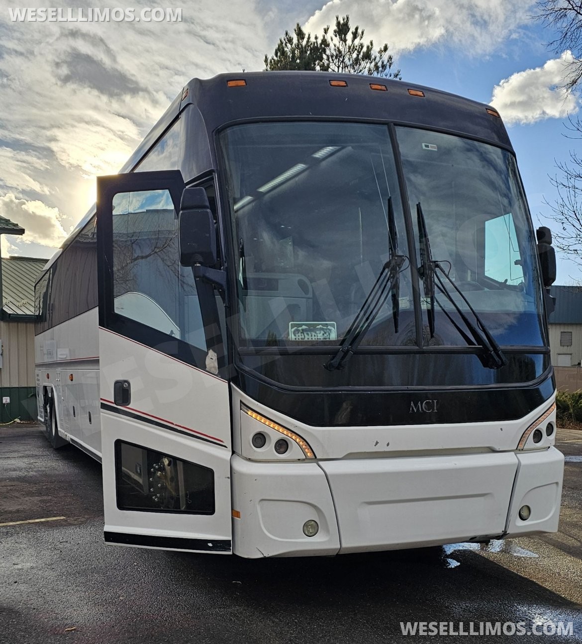 Motorcoach for Sale in Ft. Collins, CO - Photo 2