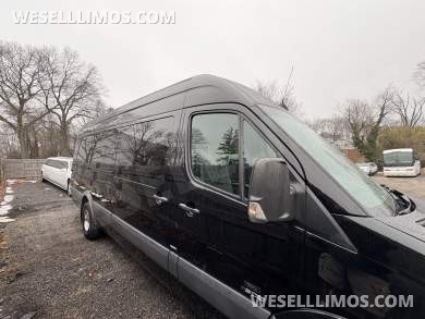 2015 Mercedes-Benz 3500 Sprinter for Sale in Upper Marlbor, MD