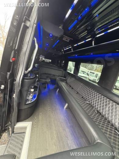 2015 Grech Mercedes-Benz 3500 Sprinter - Sprinter for Sale in Upper Marlbor, MD - Photo 6