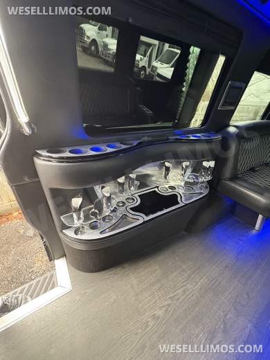 2015 Grech Mercedes-Benz 3500 Sprinter - Sprinter for Sale in Upper Marlbor, MD - Photo 9