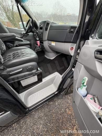 2015 Grech Mercedes-Benz 3500 Sprinter - Sprinter for Sale in Upper Marlbor, MD - Photo 10