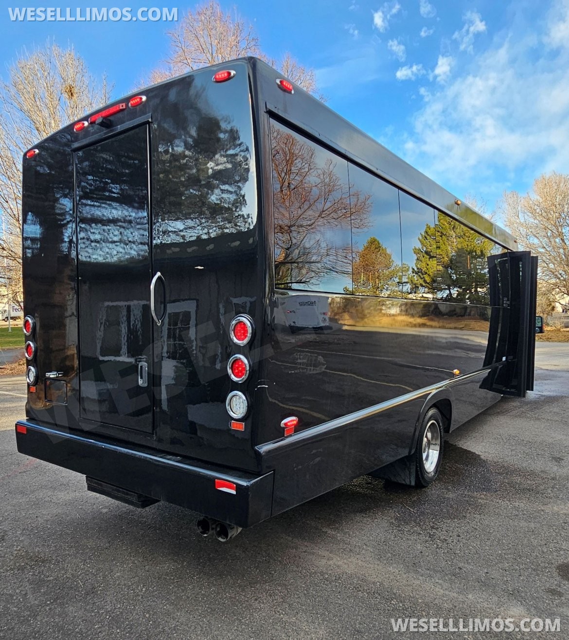 Limo Bus for Sale in Ft. Collins, CO - Photo 19
