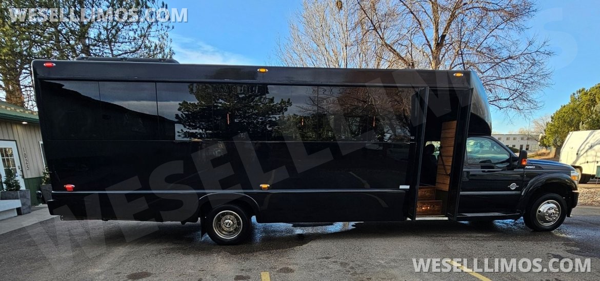 Limo Bus for Sale in Ft. Collins, CO - Photo 20