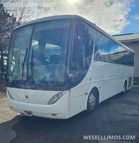 2012 Caio 3400 Motorcoach for Sale in Ft. Collins, CO - Photo 3